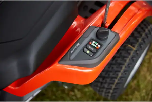 HUSQVARNA R 112iC Zitmaaier - Afbeelding 8