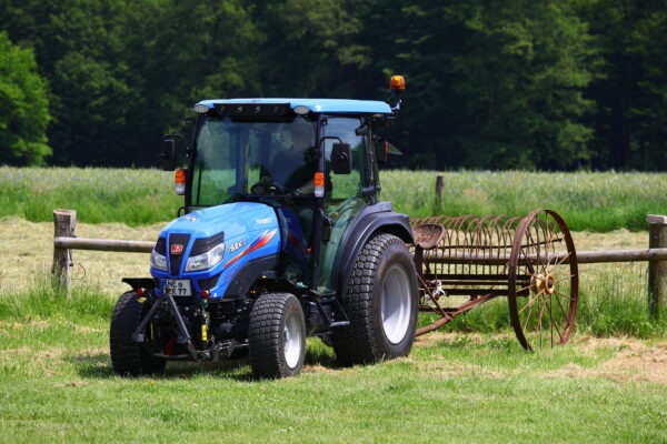 ISEKI TRACTOR TG 6507 Hydrostatisch met cabine - Afbeelding 7