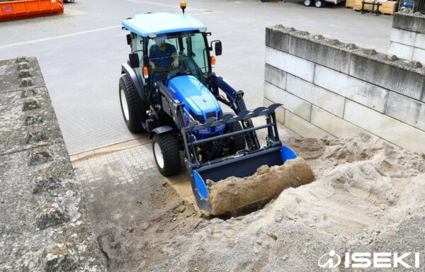 ISEKI TRACTOR TG 6687 MECHANISCH met Cabine - Afbeelding 6