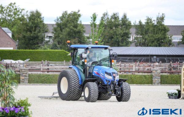 ISEKI TG 6687 mechanisch met cabine