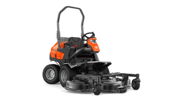 Husqvarna P525DX frontzitmaaier zonder maaidek, met Kubota dieselmotor en knikbesturing. Voor professioneel maaien op grote en complexe terreinen.
