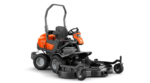 Husqvarna P 535HX hybride frontzitmaaier met dieselmotor en elektrische aandrijving. Voorzien van knikbesturing, AWD en GUI-display voor professioneel gebruik.