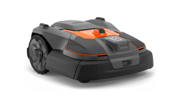 Husqvarna Automower 580L EPOS robotmaaier op golfbaan, toont lowcut maairesultaat en draadloze EPOS-zonecontrole met robuust ontwerp voor professioneel terreinbeheer.