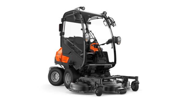 Husqvarna P 525DX frontzitmaaier met cabine, zonder maaidek. Voorzien van dieselmotor, AWD en comfortopties voor professioneel terreinbeheer.
