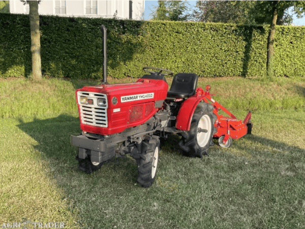 Yanmar YM1401D occasion met 4x4, 14 pk, handgeschakelde transmissie, 3‑punts hef en PTO 540.