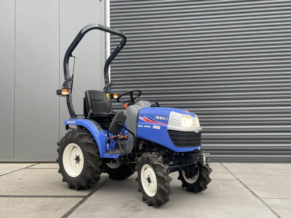 Iseki TM 3187 occasion met Yanmar 17,2 pk motor, vierwielaandrijving en PTO 540.